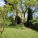 Chateau Saint-martin Bed and Breakfast Καρκασόν