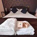 Bed and Breakfast Chateau Saint-martin 3*
