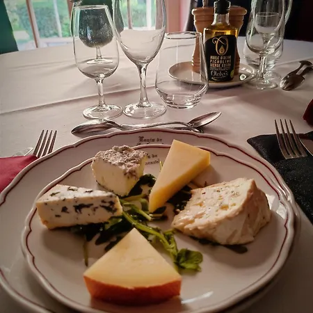 Bed & Breakfast Chateau Saint-martin 3*